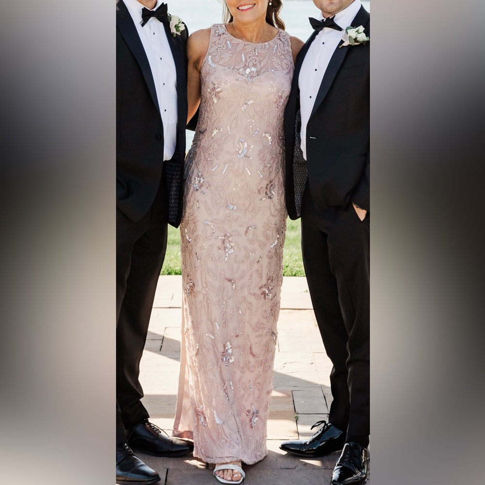 La Valletta Mother of the Bride / Groom Formal Pink Gown size XS